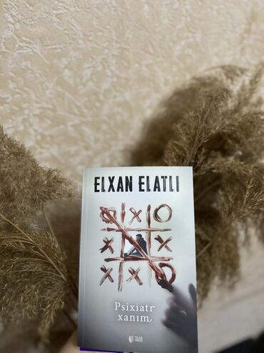 Bədii ədəbiyyat: Təzədir. Cırığı yazısı yoxdur. İçinin kitab ayracı qoparılmayıb