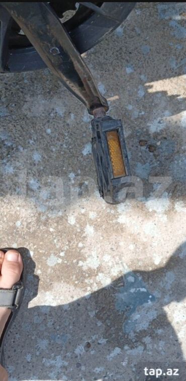 İdman velosipedləri: İşlənmiş BMX velosipedi Adidas, 24", Ünvandan götürmə — 15