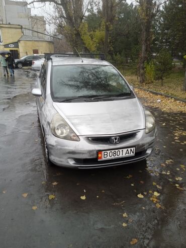 Honda: Honda Fit: 2003 г., 1.3 л, Вариатор, Бензин