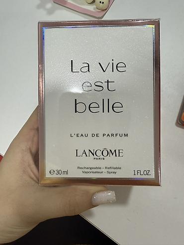 plom: Adore mağazaslndan alınıb, etiketi var üzərində. Məhsul: Lancôme La — 1