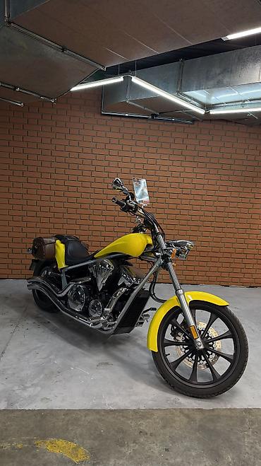 Honda Fury VT1300CXA — чоппер с ярким стилем и выразительным at lalafo.kg Honda Fury VT1300CXA — чоппер с ярким стилем и выразительным