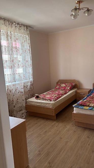 Продажа коттеджей и домов: 4 комнаты, 100 м², Чолпон-Ата, Собственник — 13