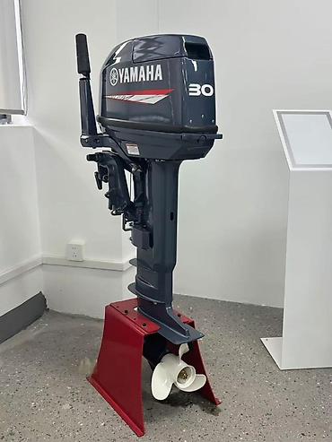 yamaha 40: Yamaha Enduro asma qayıq mühərrikləri Model çeşidi: - 15 hp Enduro - — 2
