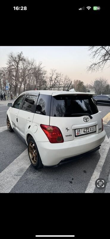 Toyota: Toyota ist: 2002 г., 1.3 л, Вариатор, Бензин, Хэтчбэк at lalafo.kg — 11 Toyota: Toyota ist: 2002 г., 1.3 л, Вариатор, Бензин, Хэтчбэк — 11