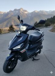 Скутеры: Тип скутера 150 куб. см, Бензин, Б/у — 9