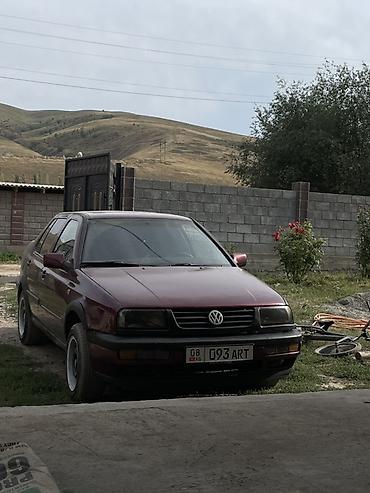 света диоты: Volkswagen Vento: 1992 г., 1.8 л, Механика, Бензин, Седан — 1