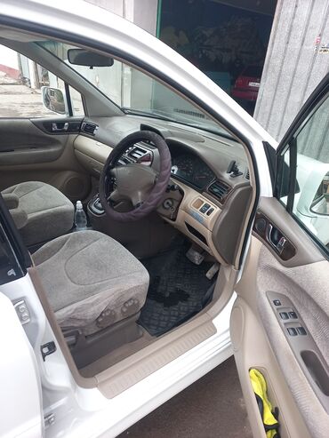 Mitsubishi: Mitsubishi Chariot: 1998 г., Автомат, Бензин, Минивэн — 7