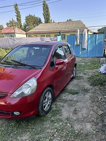 м рул: Honda Jazz: 2006 г., 1.4 л, Кол менен иштөөчү, Бензин, Хетчбек — 2