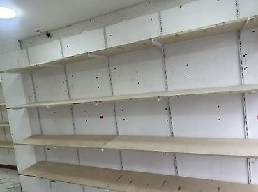 ref: Mağaza üçün rəflər satılır ünvan biləcəri hazır dəmirləridə üstündə — 1