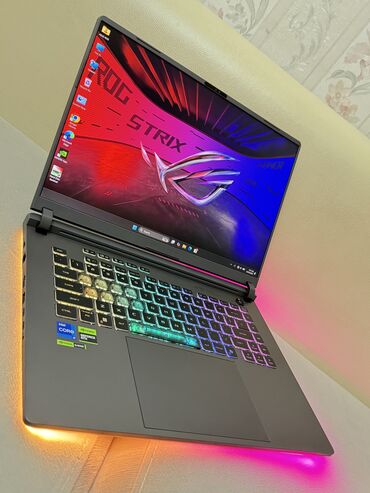 ASUS: Təp təzə. Nöqtə cızıqsız. Cəmi 7 gün işlənib. Son model 2025 — 12