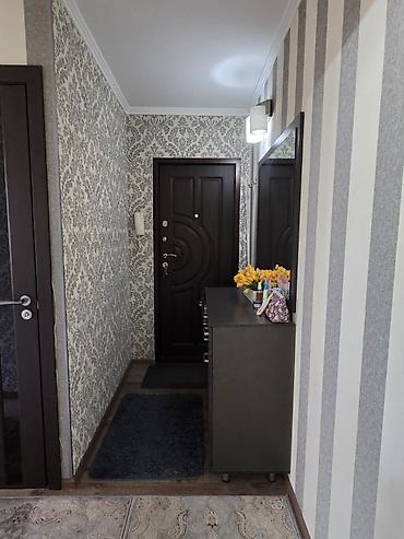 Продажа квартир: 3 комнаты, 58 м², 4 мкр 104 серия, 3 этаж, Евроремонт — 3
