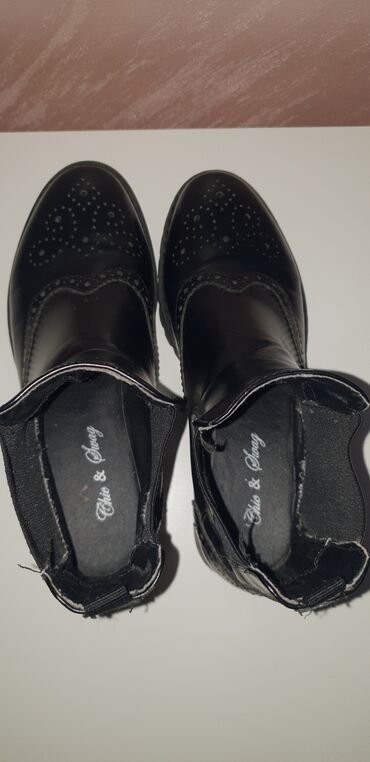 Gležnjače: Gležnjače, 38 — 22