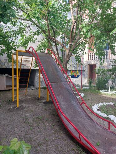 Bağ evlərinin kirayəsi: 149 kv. m, 4 otaqlı, Hovuzlu, Kombi, Qaz, İşıq — 4