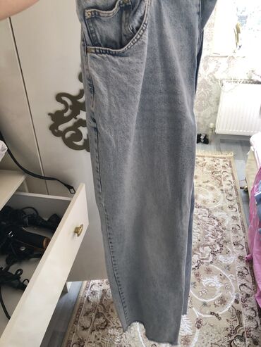 mini geyim: Şalvarlar, Pull and Bear, XL (EU 42), 2XL (EU 44)