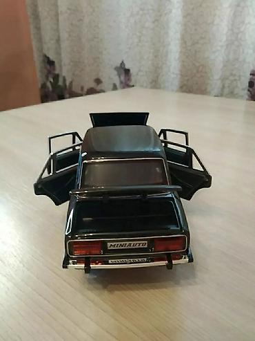 Модели автомобилей: Копия данной модельки. Масштаб 1/24. Новая. Имеется упаковочная — 9