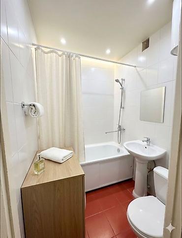 Продажа квартир: 1 комната, 35 м², Учкун мкр Индивидуалка, 2 этаж, Дизайнерский ремонт — 4