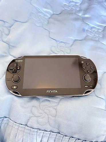 Sony PlayStation Vita (PS Vita) əl konsolu alana indiden xeyirli olsun — 1