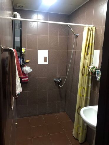 Köhnə tikili: Bakı, 2 otaqlı, Köhnə tikili, m. Əhmədli, 65 kv. m -da lalafo.az — 11 Köhnə tikili: Bakı, 2 otaqlı, Köhnə tikili, m. Əhmədli, 65 kv. m — 11