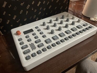 elektro samakat: Elektron Model Samples. Все в родном комплекте. Дополнительно добавлю