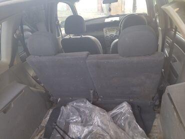 Mazda: Mazda Demio: 2004 г., 1.3 л, Автомат, Бензин, Хэтчбэк — 5