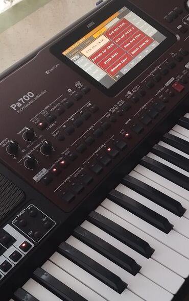 naxcivan masin bazari kreditle: Korg pa700 süper veziyyetde hec bir problemi yoxdu cüzi bele problemi