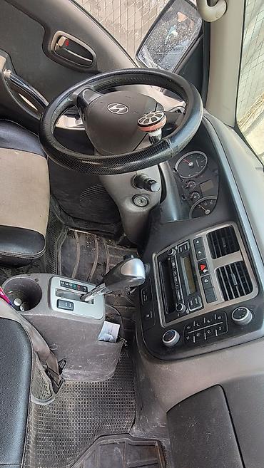 бампер w211: Hyundai Porter II, синий бортовой малотоннажник. Свежепригнанный с Юж — 4
