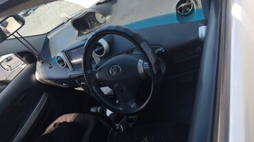 матор на срв: Toyota Isis: 2003 г., 1.5 л, Автоматические, Бензин
