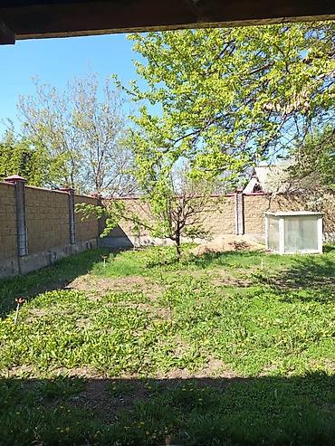 Продажа коттеджей и домов: Дом с ухоженным двором и хозяйственными постройками Ватсап — 1