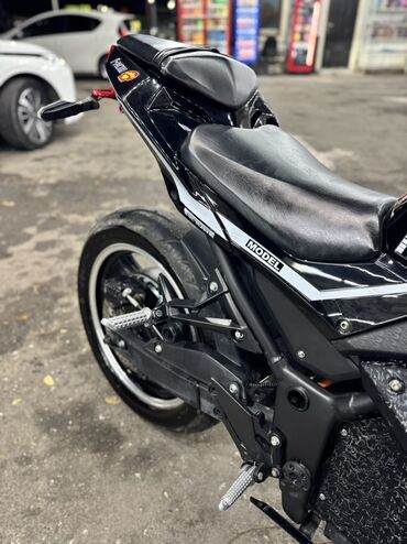 Motosikletlər: Kawasaki - Ninja 600, 600 sm3 — 6