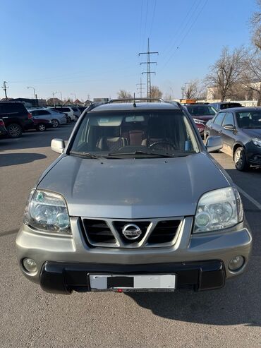 Nissan: Nissan X-Trail: 2002 г., 2 л, Механика, Бензин, Кроссовер