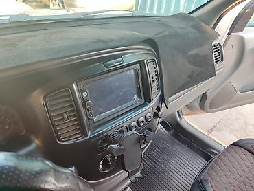 Унаа: Mazda Tribute: 2002 г., 2 л, Кол менен иштөөчү, Бензин, Кроссовер — 9