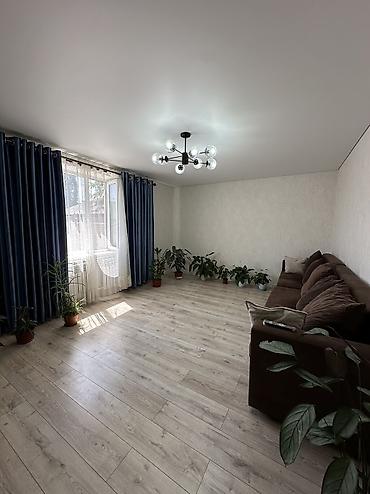 село саз: 📍В Сокулуке в районе Черемушек продаётся дом на участке 4 сотки — 9