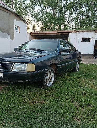 чехол на мопед: Audi 100: 1989 г., Седан — 3