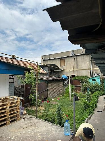 Продажа коттеджей и домов: Продаётся дом в Бишкеке, ул. Саратовская (рядом с Чуйской больницей) at lalafo.kg — 11 Продажа коттеджей и домов: Продаётся дом в Бишкеке, ул. Саратовская (рядом с Чуйской больницей) — 11
