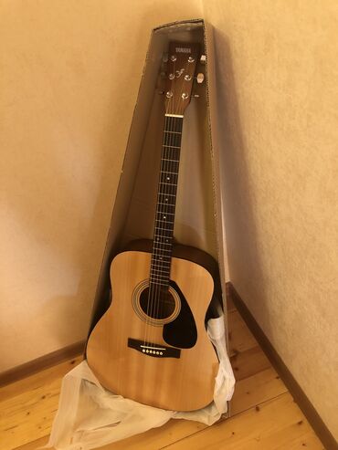 Пианино: Акустическая гитара, Yamaha, Новый