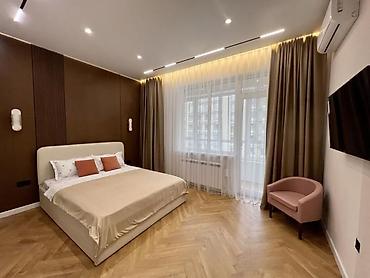 Посуточная аренда квартир: 1 комната, Душевая кабина, Постельное белье, Кондиционер — 4