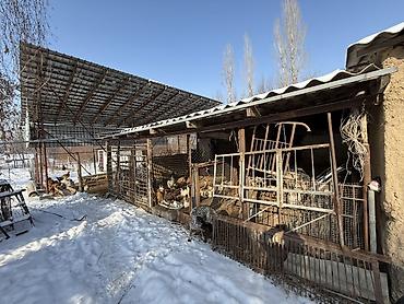 Продажа коттеджей и домов: Продаётся жилой дом с большим участком. 🌿 Продаётся уникальный — 17