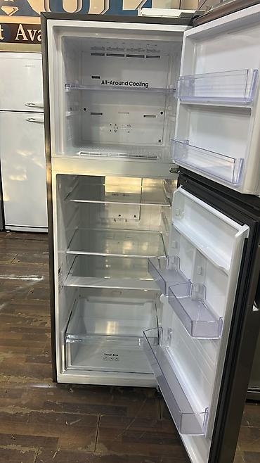 İki kamerali soyuducu (üstdən dondurucu), paslanmayan polad rəngli