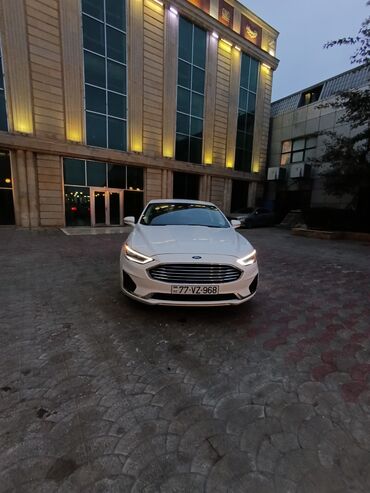 Ford: Ford Fusion sedan – ağ rəng, zərif və dinamik dizayn. Xüsusiyyətlər -da lalafo.az — 11 Ford: Ford Fusion sedan – ağ rəng, zərif və dinamik dizayn. Xüsusiyyətlər — 11