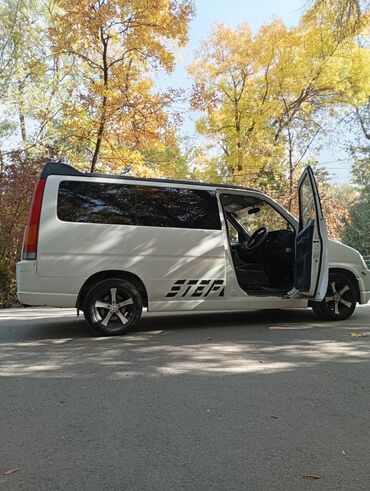 машина в долг: Honda Stepwgn: 2001 г., 0.2 л, Автомат, Бензин