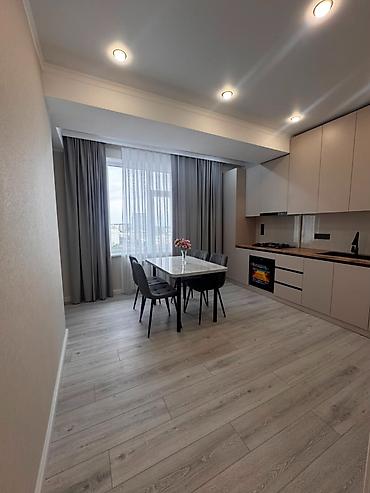 flat osh: 2 комнаты, 51 м², Дворец спорта Элитка, 11 этаж, Дизайнерский ремонт — 1
