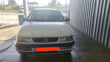 уаз сатам: Volkswagen Passat: 1994 г., 1.8 л, Механика, Бензин, Седан