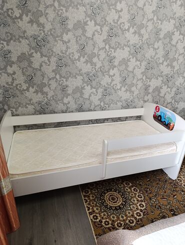 кроват железный: Односпальная кровать, Для мальчика, Б/у