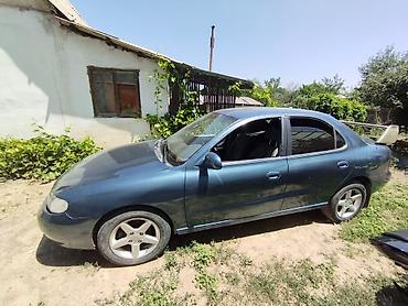 авто полироль: Hyundai Avante: 1995 г., Механика, Седан — 3