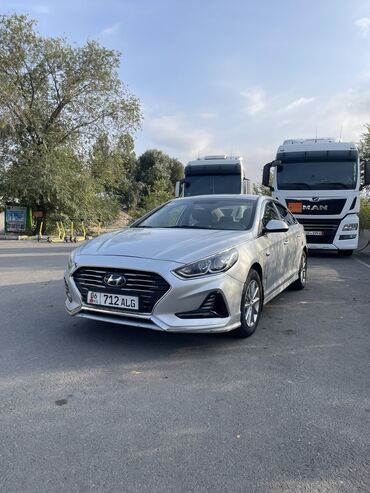 шины для внедорожников бу: Hyundai Sonata: 2018 г., 2 л, Автомат, Газ, Седан