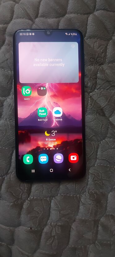 Samsung: Samsung Galaxy A50