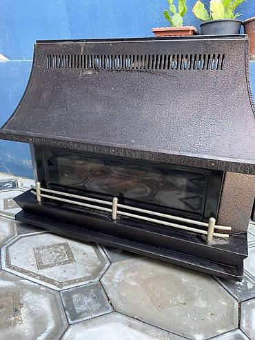 газовая печка: Yaxsi veziyyetdedir islekdir pası çürüyü yoxdur boyuk həcmli otaqları — 1