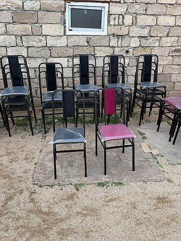 Metal karkaslı stol və stullardan ibarət dəst - Çərçivə: Qara rəngli