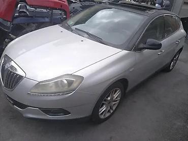 Auto delovi, gume i tjuning: Lancia delta kompletan auto u delovima kod boje 620/b. Lancia delta — 16