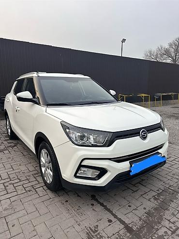 рекс 2015: Ssangyong Tivoli: 2018 г., 1.6 л, Автомат, Бензин, Кроссовер — 3